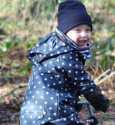 Kinder Regenjacke gepunktet von BMS
